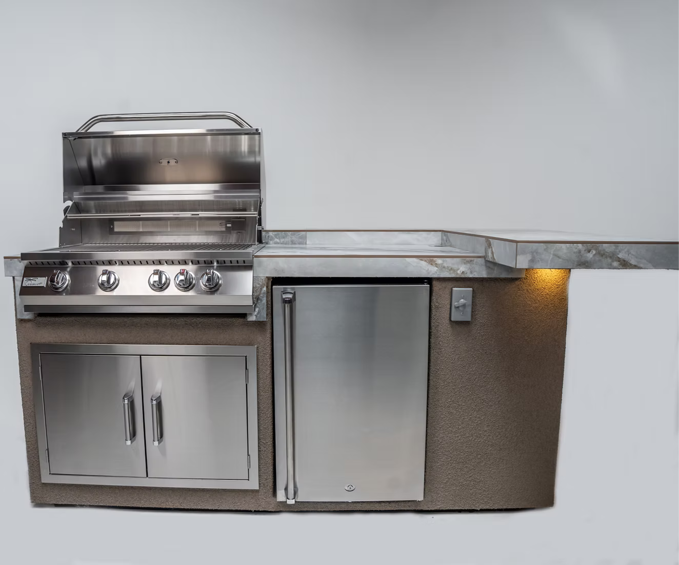 St. John 7'6" Outdoor Kitchen